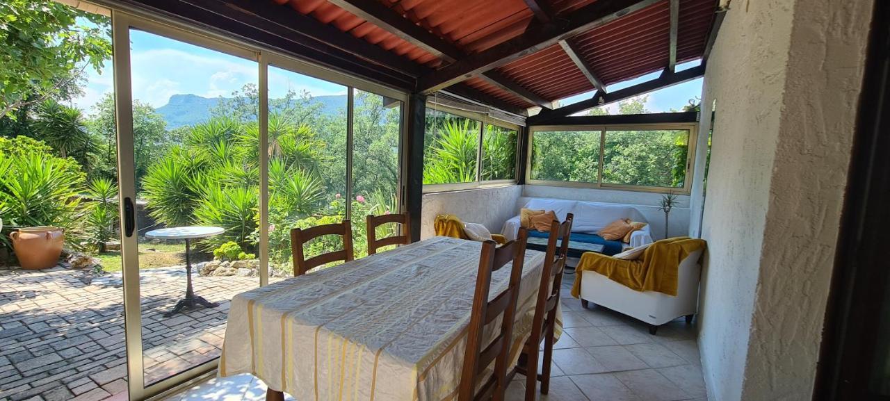 Appartement avec jardin côte d'Azur La Gaude Extérieur photo